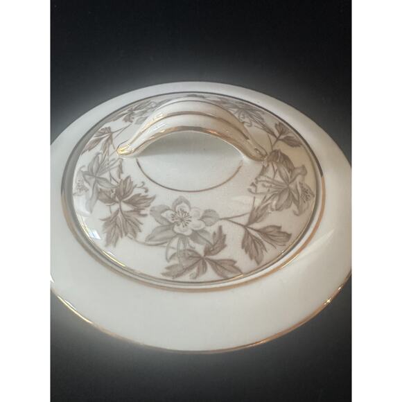 Noritake Allison 5313 teapot with lid Porcelain - Picture 3 of 9